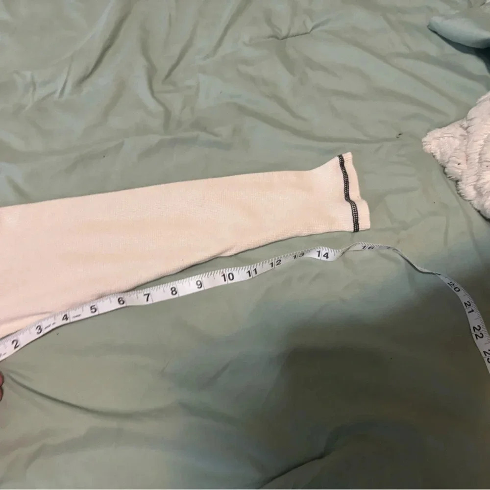 Ralph Lauren Sport Cream Quarter Zip. Made from thermal waffle material. Size PL - Picture 5 of 11